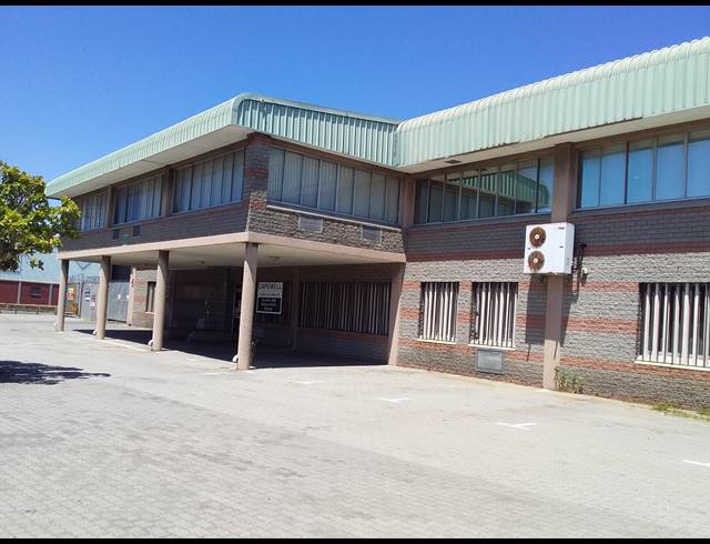 2,443M² WAREHOUSE RENTED IN EPPING INDUSTRIAL